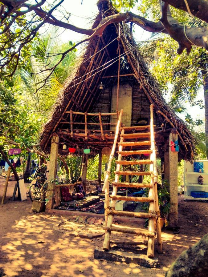 Peace Garden Hostel Ауровил Екстериор снимка