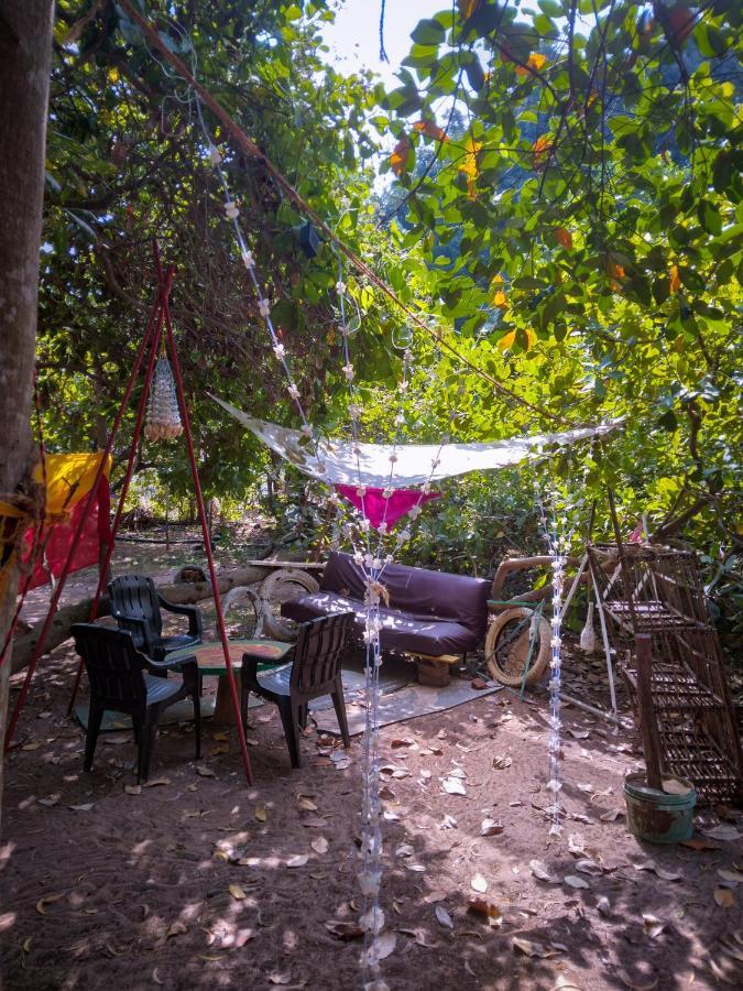 Peace Garden Hostel Ауровил Екстериор снимка