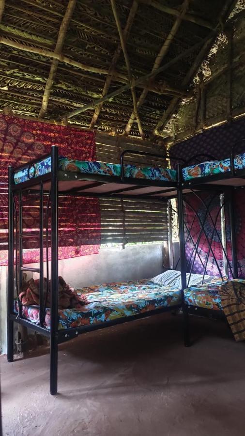 Peace Garden Hostel Ауровил Екстериор снимка